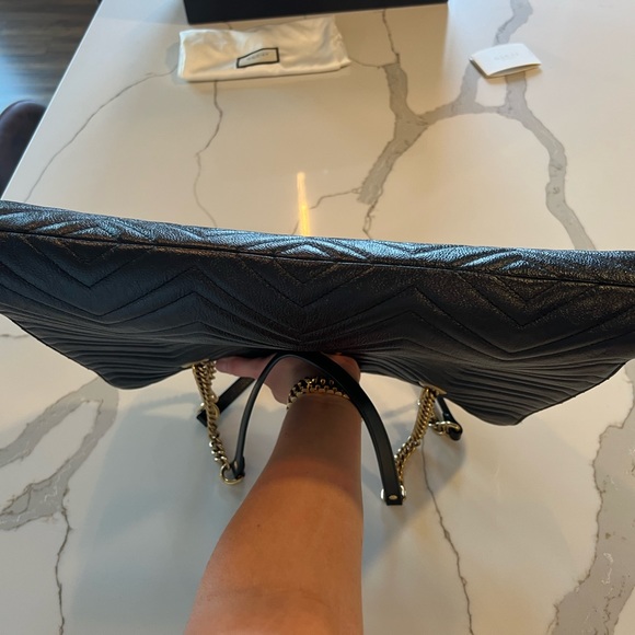 Gucci GG Marmont Leather Chain Tote - Picture 9 of 16